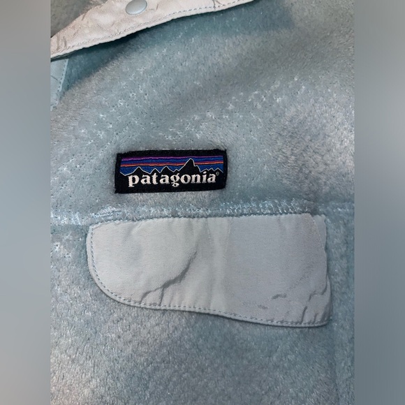 Women’s Patagonia Jacket - Picture 2 of 3
